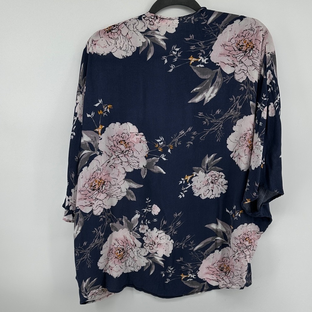 Boho Causal Chic Resort/Beachwear Navy Floral Kimono with Pink Blossoms Open SzL - Picture 5 of 9